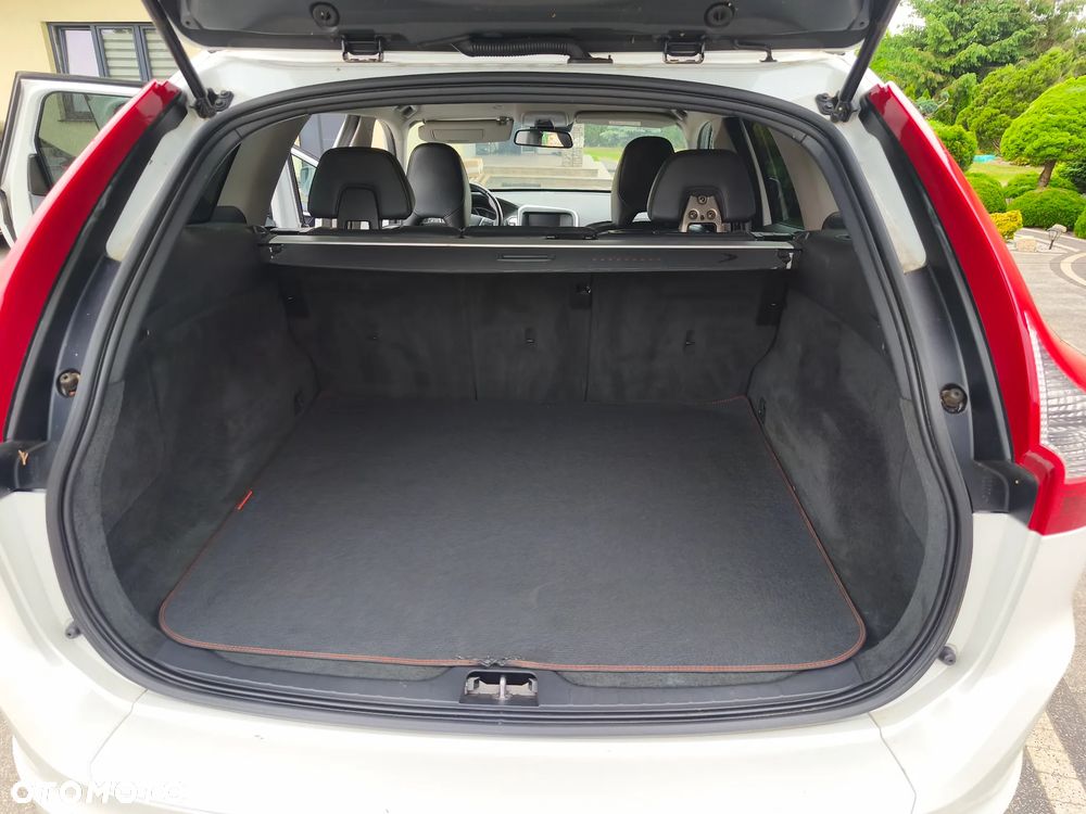 Volvo XC 60 D3 Ocean Race - 23