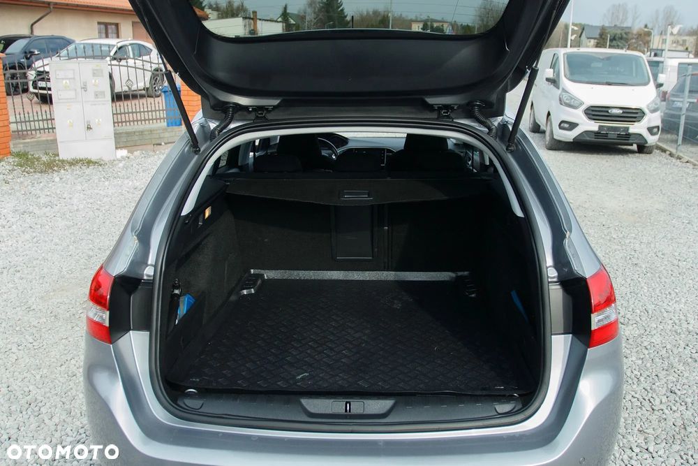 Peugeot 308 - 14