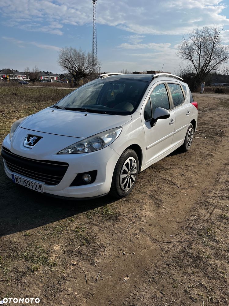 Peugeot 207 1.4 16V Trendy - 1