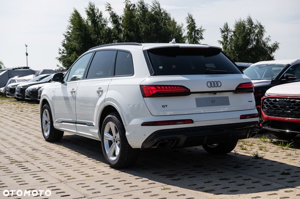Audi Q7 - 4