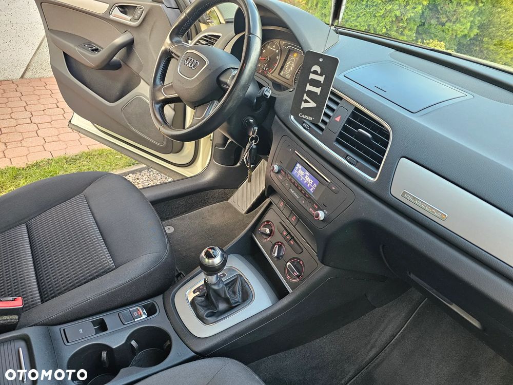 Audi Q3 - 22
