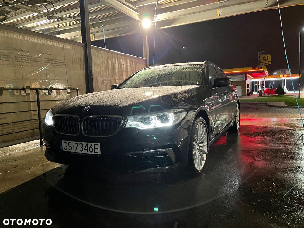 BMW Seria 5 520d xDrive Luxury Line sport - 22