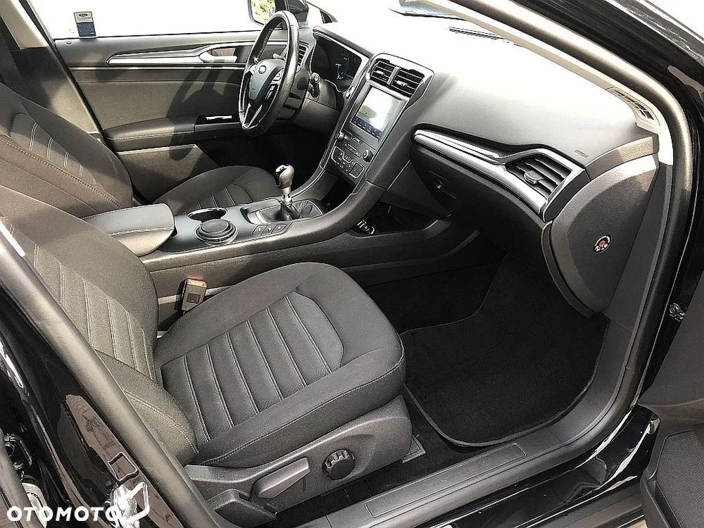 Ford Mondeo 2.0 EcoBlue Titanium - 32