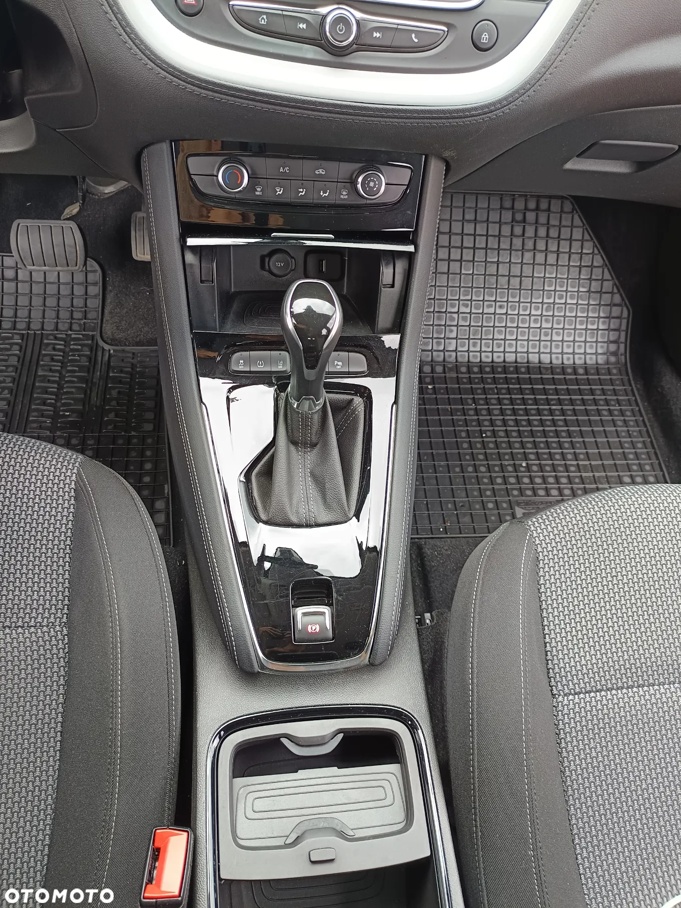 Opel Grandland X 1.2 T Enjoy S&S - 8