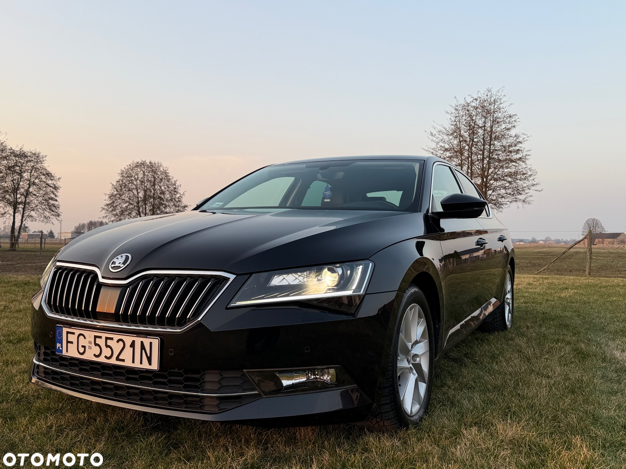 Skoda Superb 1.6 TDI DSG Style - 2