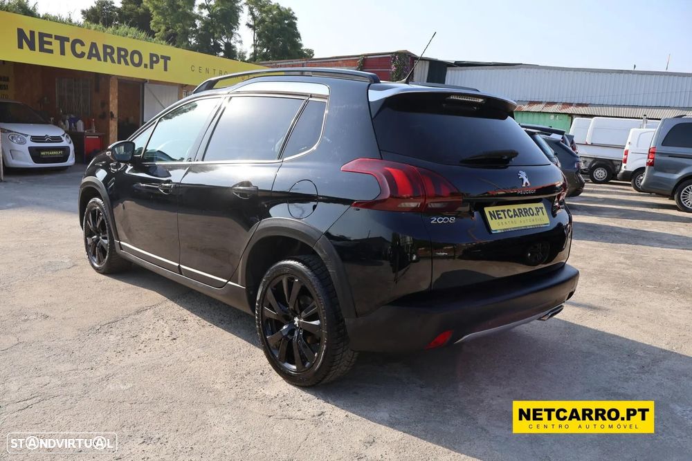 Peugeot 2008 PureTech 130 GT Pack - 3
