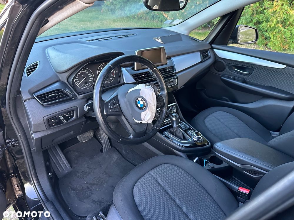 BMW Seria 2 216d Active Tourer Sport Line - 18