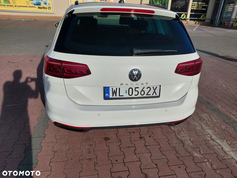 Volkswagen Passat 2.0 TDI Business DSG - 9