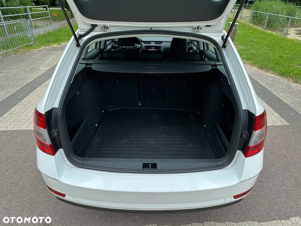 Skoda Octavia 2.0 TDI Premium Edition - 19