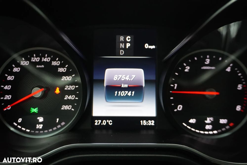 Mercedes-Benz V 300 d Lang 4Matic 9G-TRONIC Exclusive - 14