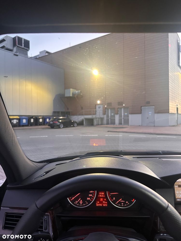 BMW Seria 5 535d - 16