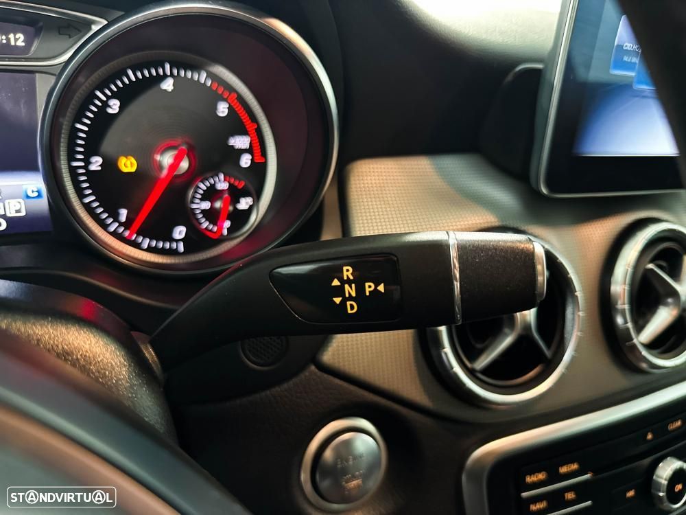 Mercedes-Benz CLA 200 d 4Matic 7G-DCT UrbanStyle Edition - 47