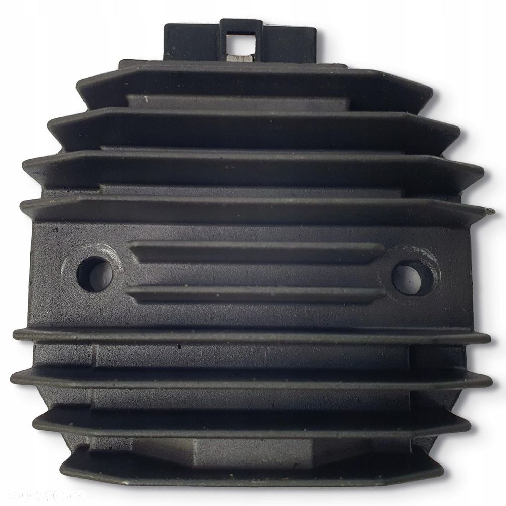 REGULATOR NAPIĘCIA Yamaha T-Max 560 Tech Max 560 20-25 moduł SH719AA - 2