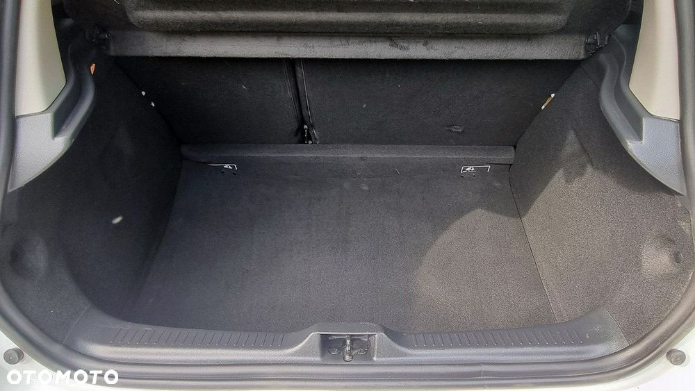 Renault Clio - 18