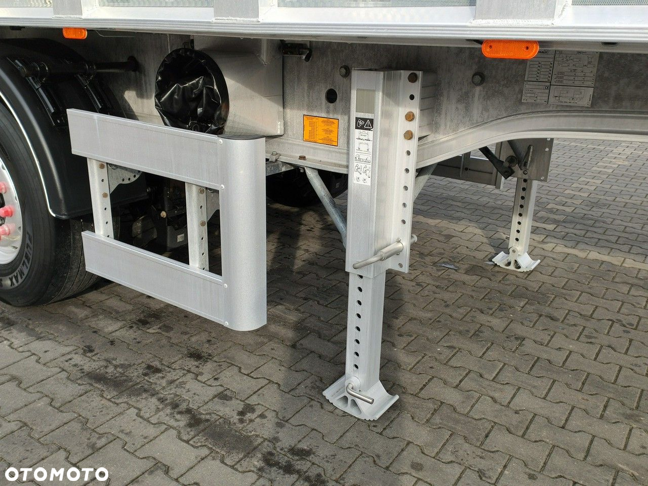 Benalu MULTIRUNNER 87 - 20