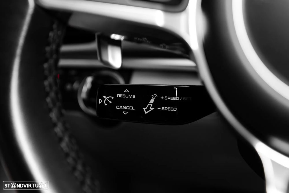 Porsche Panamera Sport Turismo 4 E-Hybrid - 36