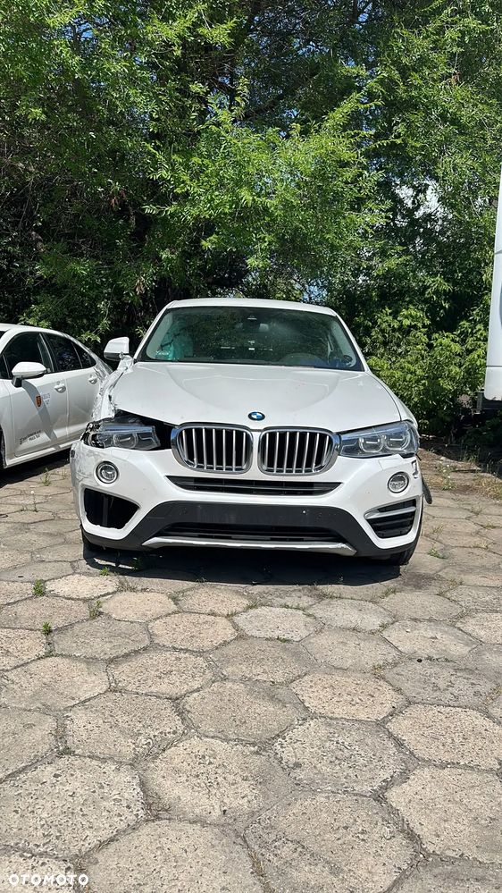 BMW X4 xDrive20d xLine - 1