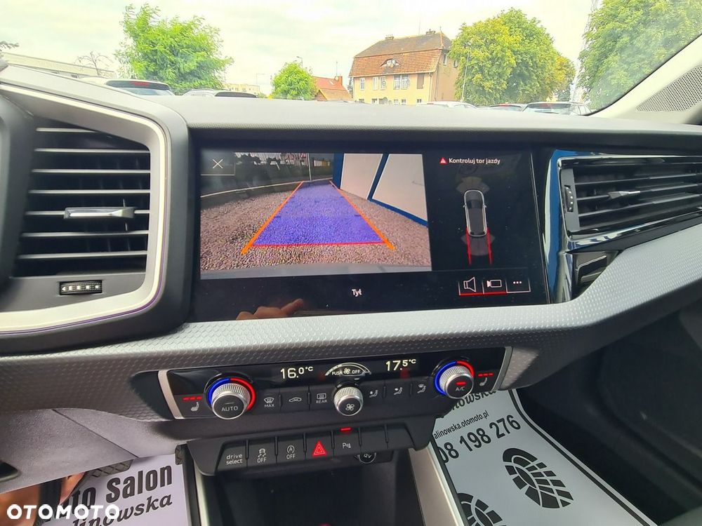 Audi A1 Citycarver 30 TFSI S tronic - 13