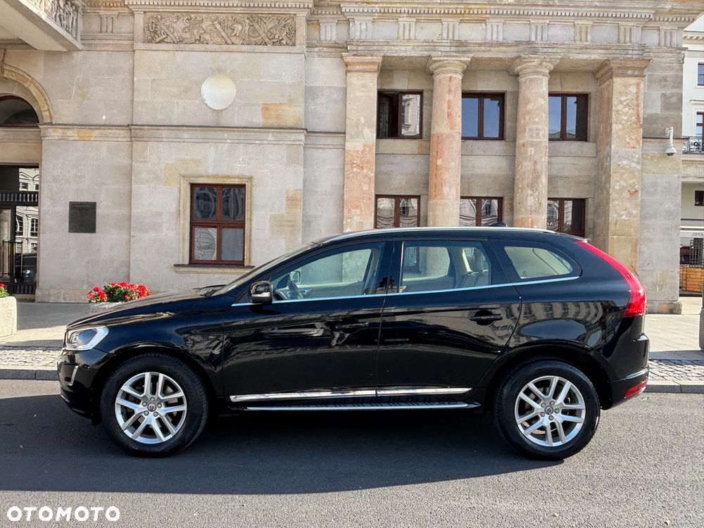 Volvo XC 60 T5 AWD Drive-E Momentum - 3