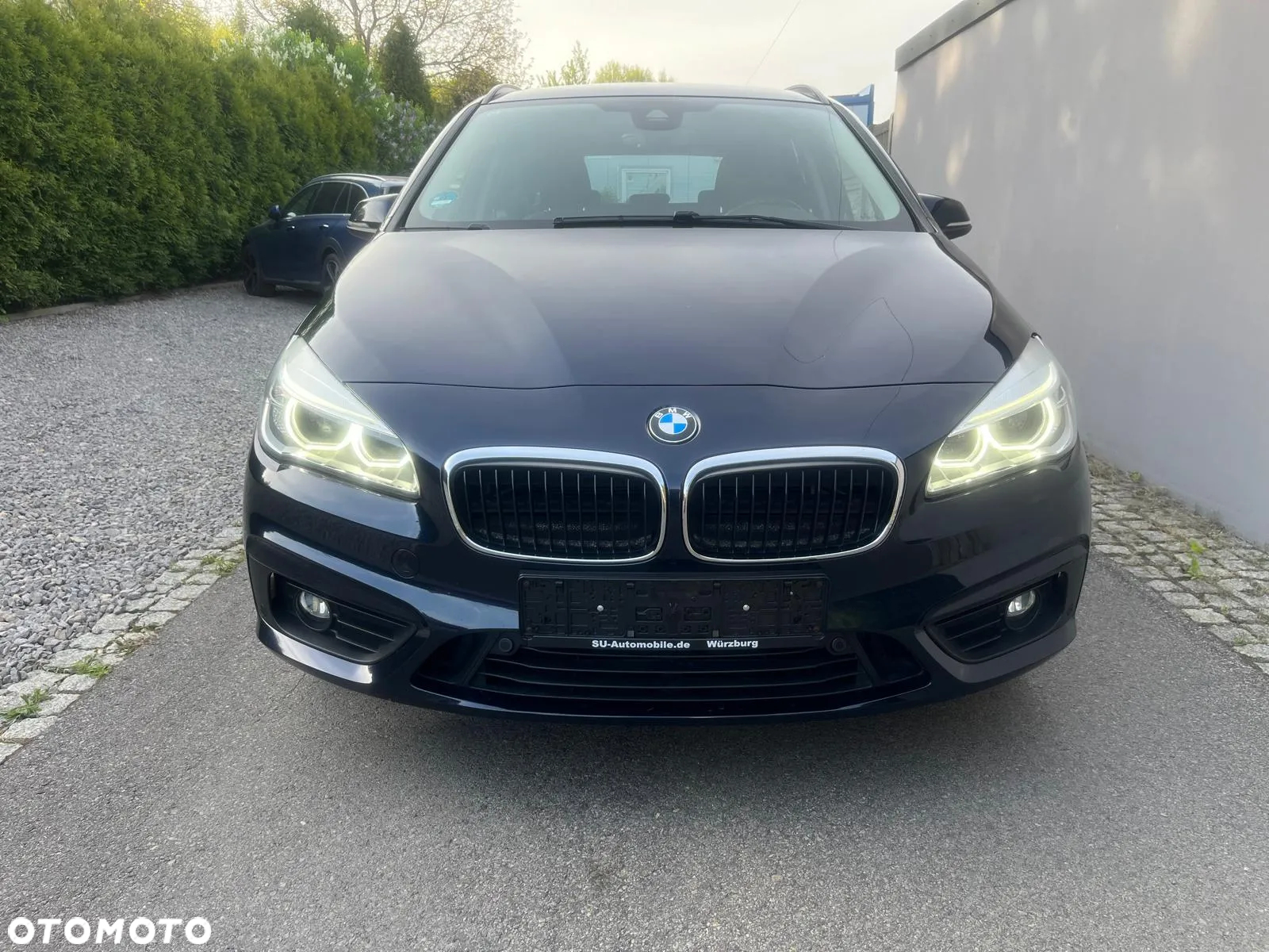 BMW Seria 2 218d Active Tourer - 2