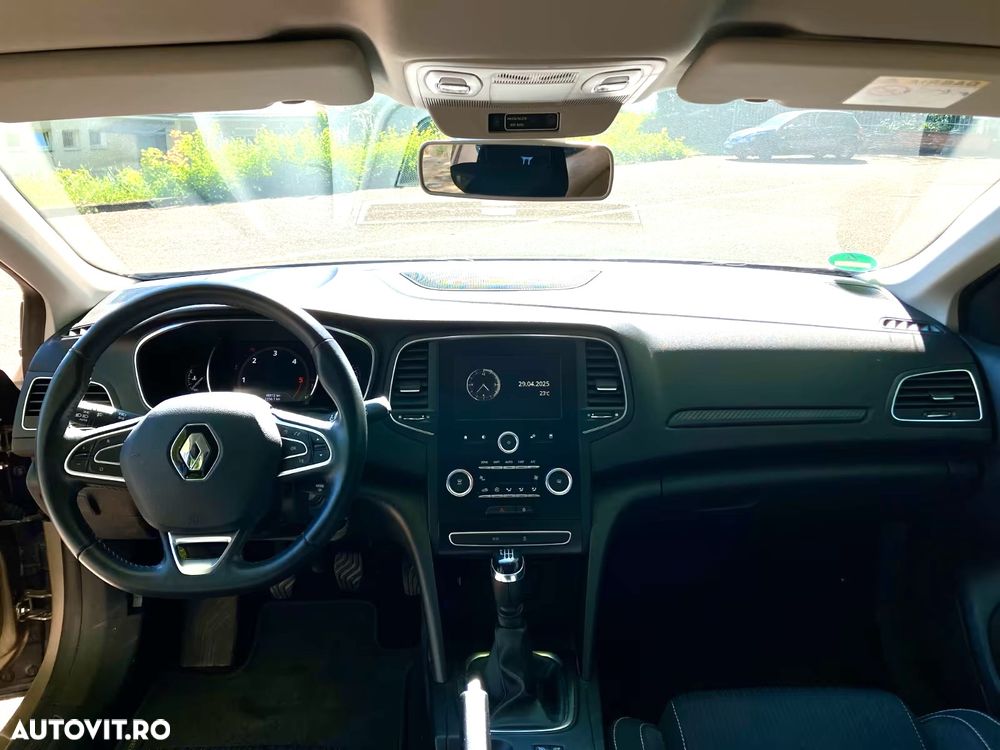 Renault Megane ENERGY TCe 100 EXPERIENCE - 7