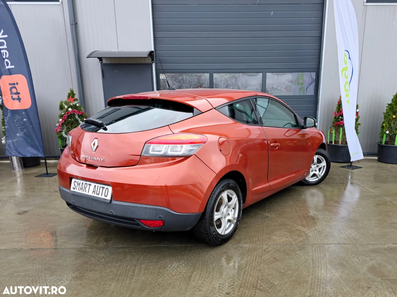 Renault Megane Coupe dCi 110 FAP EDC Bose Edition - 4
