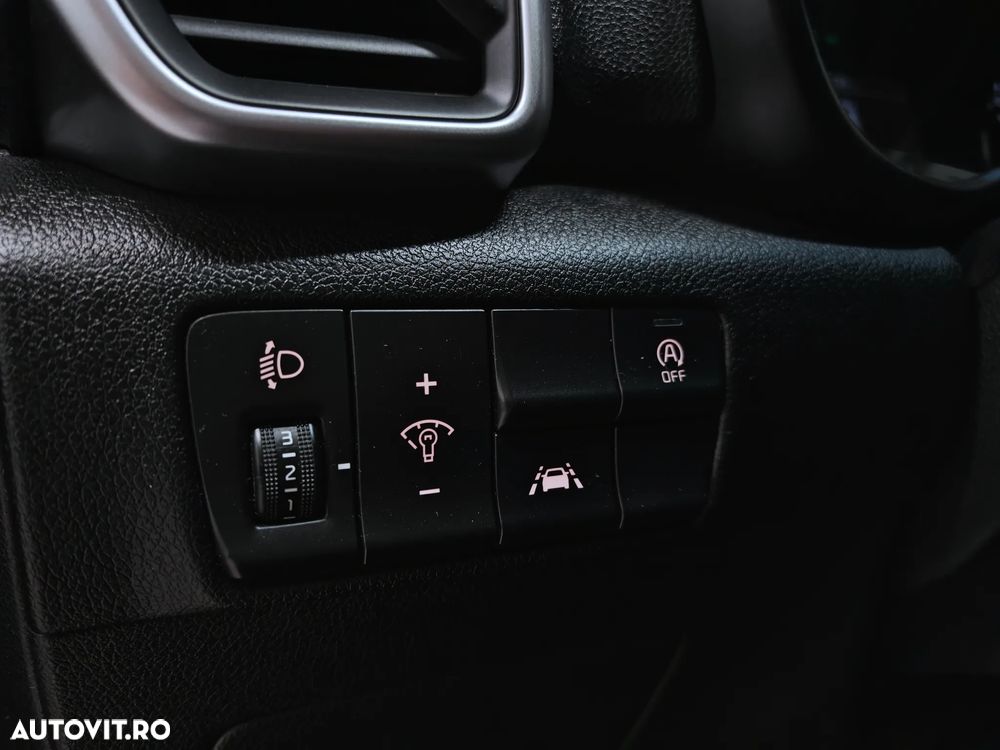 Kia Sportage 1.6 DSL 7DCT HP 4x2 Classic - 28