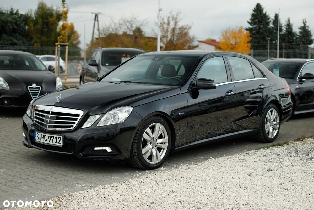 Mercedes-Benz Klasa E 350 CGI BlueEFFICIENCY 7G-TRONIC Avantgarde - 7