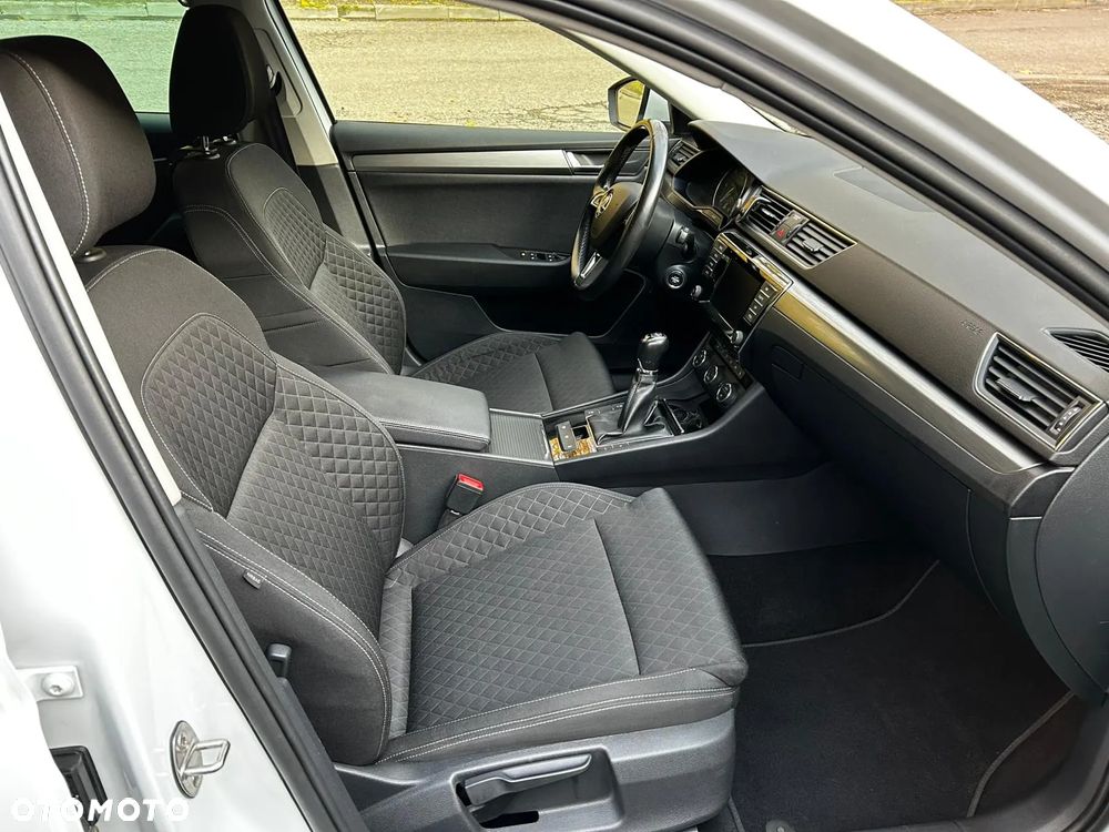 Skoda Superb 2.0 TDI 4x4 Style - 14