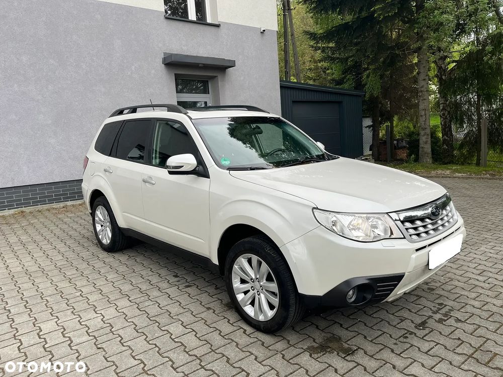 Subaru Forester 2.0i Exclusive - 33