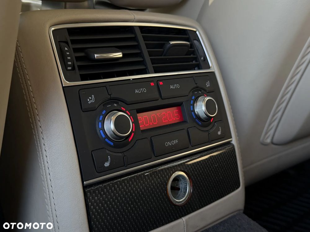Audi S8 - 14