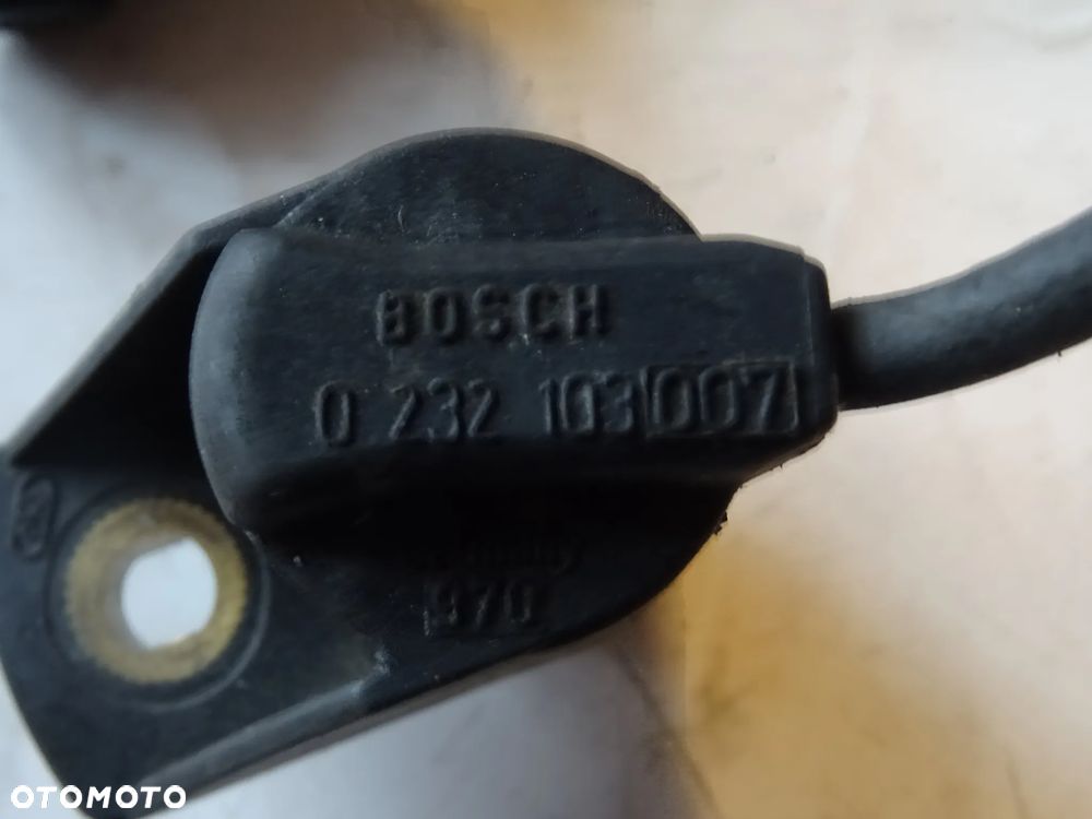 CZUJNIK WAŁKA ROZRZĄDU OPEL OMEGA VECTRA SINTRA 3.0 2.5 V - 4