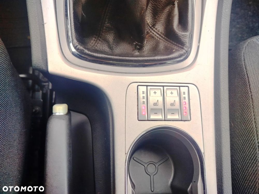 Ford Mondeo 1.6 Ghia X - 36