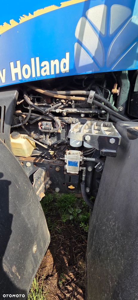 New Holland T8040 - 4