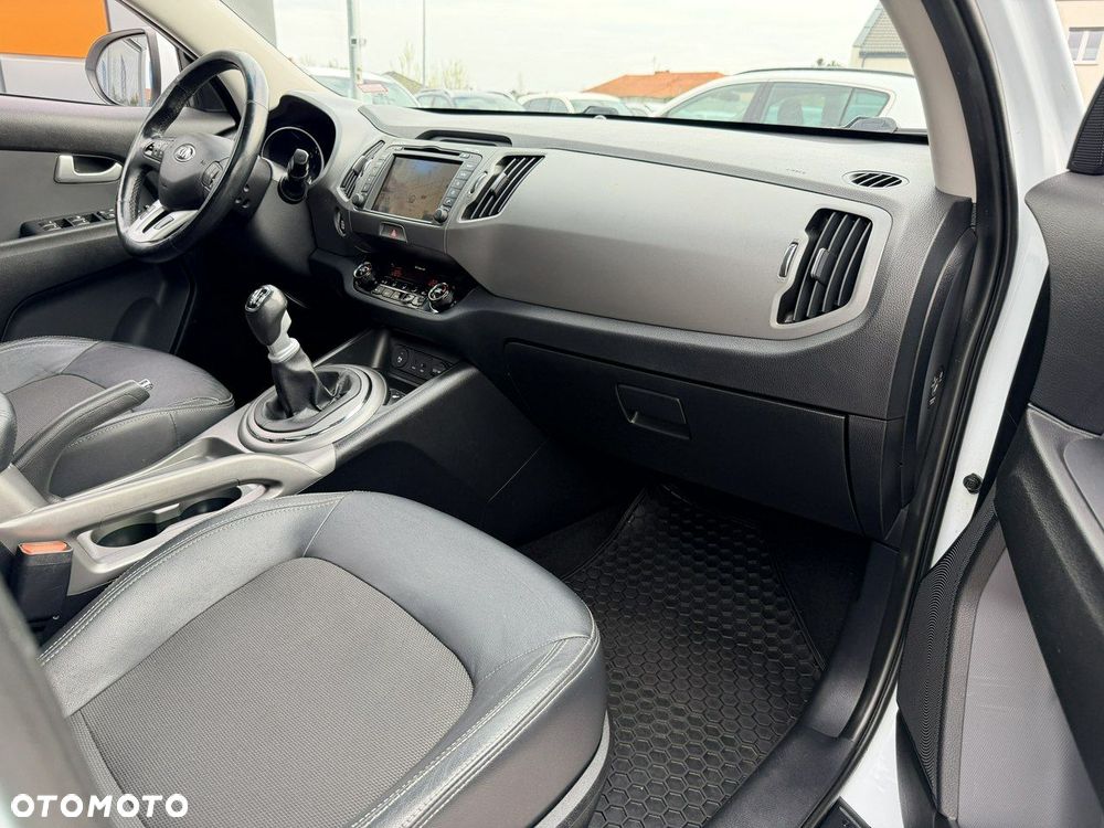 Kia Sportage 2,0 CRDI AWD Vision - 15