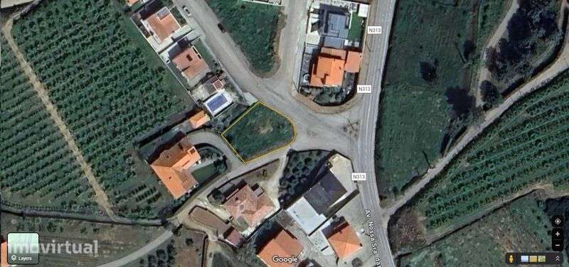 Terreno de 512m² em Armamar Aprovado