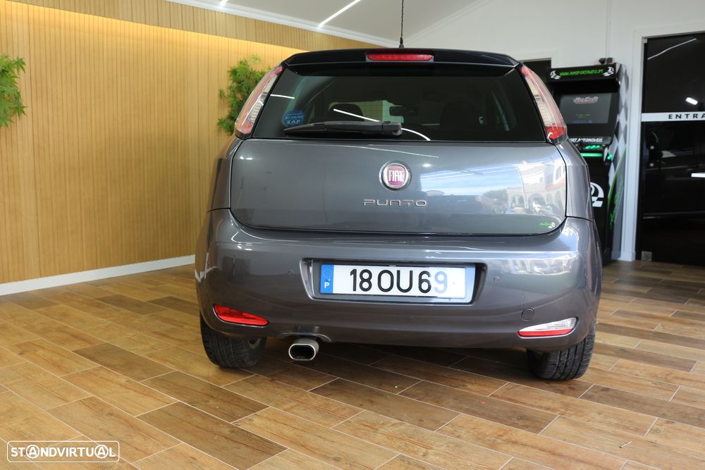 Fiat Punto Evo ver-1-3-m--jet-lounge-s-s - 17