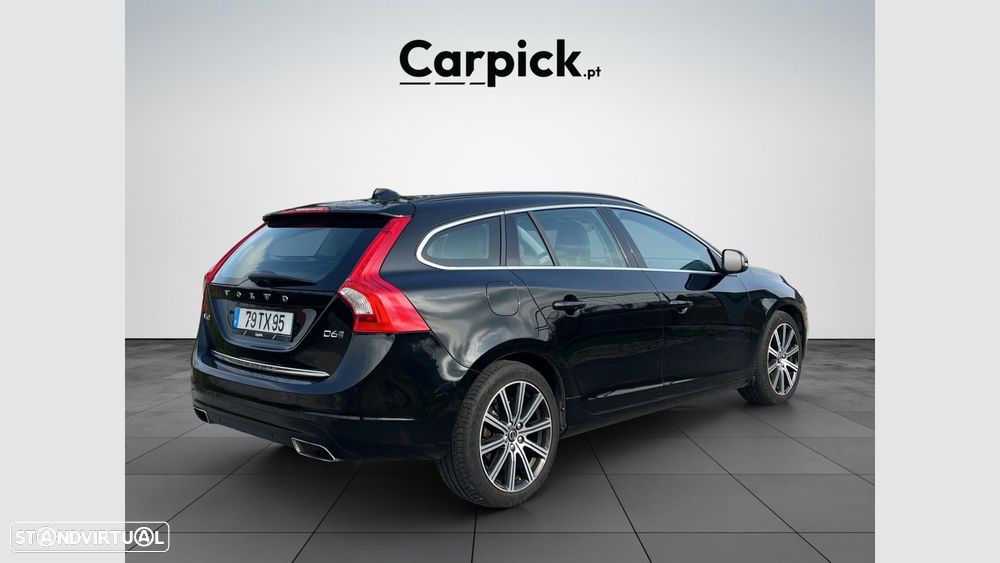 Volvo V60 2.4 D6 Momentum AWD Phev - 5