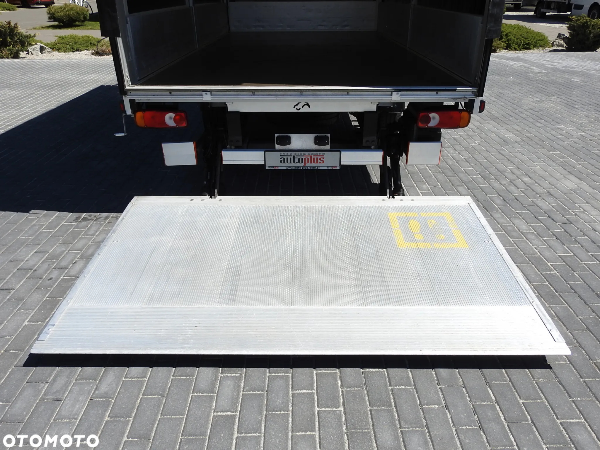 Opel MOVANO PLANDEKA WINDA 9 PALET WEBASTO TEMPOMAT KLIMATYZACJA LEDY PNEUMATYKA 165KM [ 255864 ] - 24