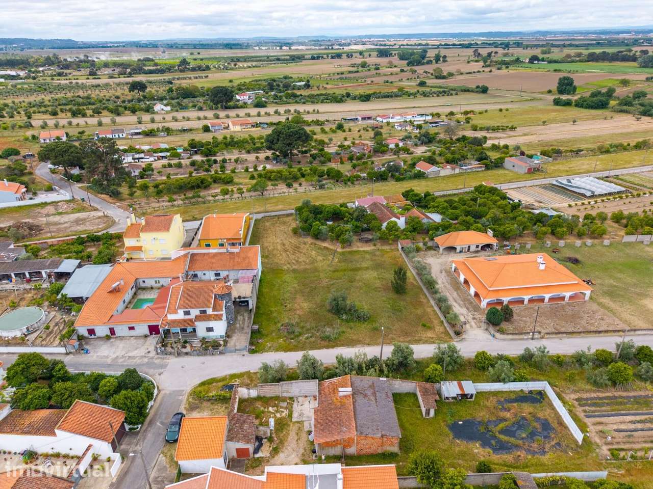 Terreno Carregueira, 755 m2, com 381 m2 de área  de construção - Grande imagem: 5/15