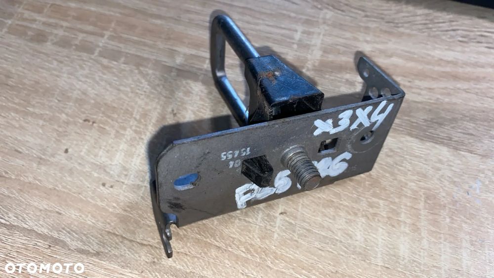 RYGIEL MASKI ZABEZPIECZENIE BMW X3 X4 F25 F26 LEWY 7210734 - 3