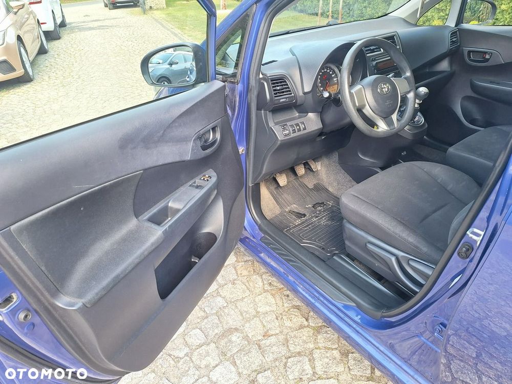 Toyota Verso S 1.33 VVT-i Cool - 9