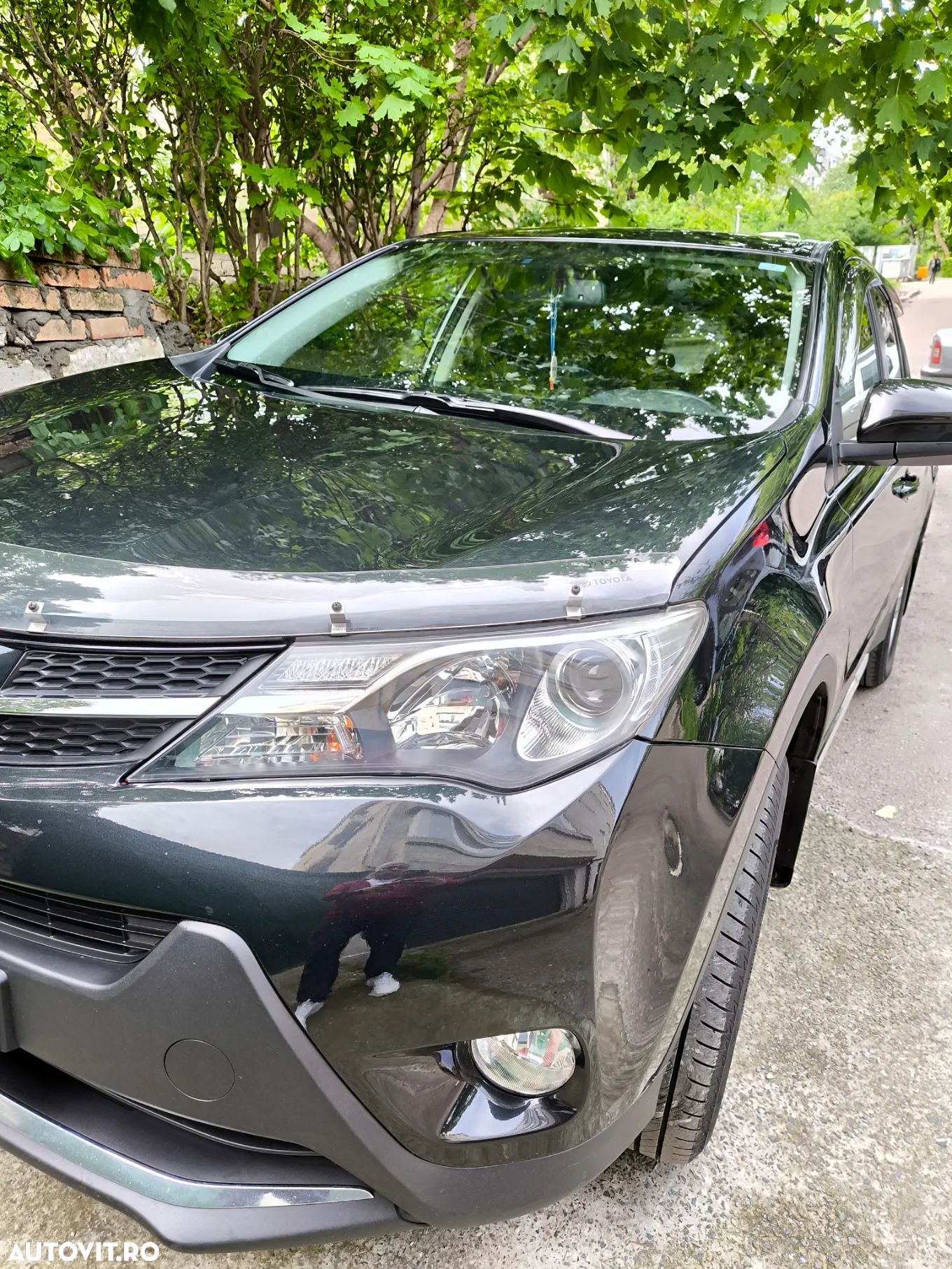 Toyota RAV4 2.2 D-4D 4WD Executive - 1