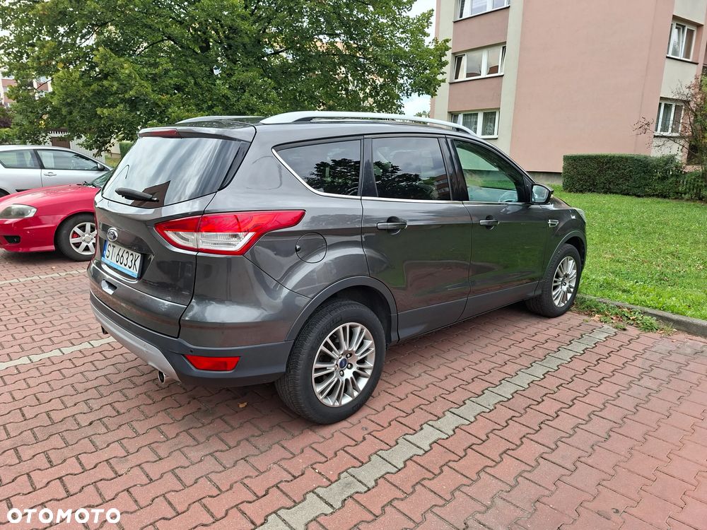 Ford Kuga - 1
