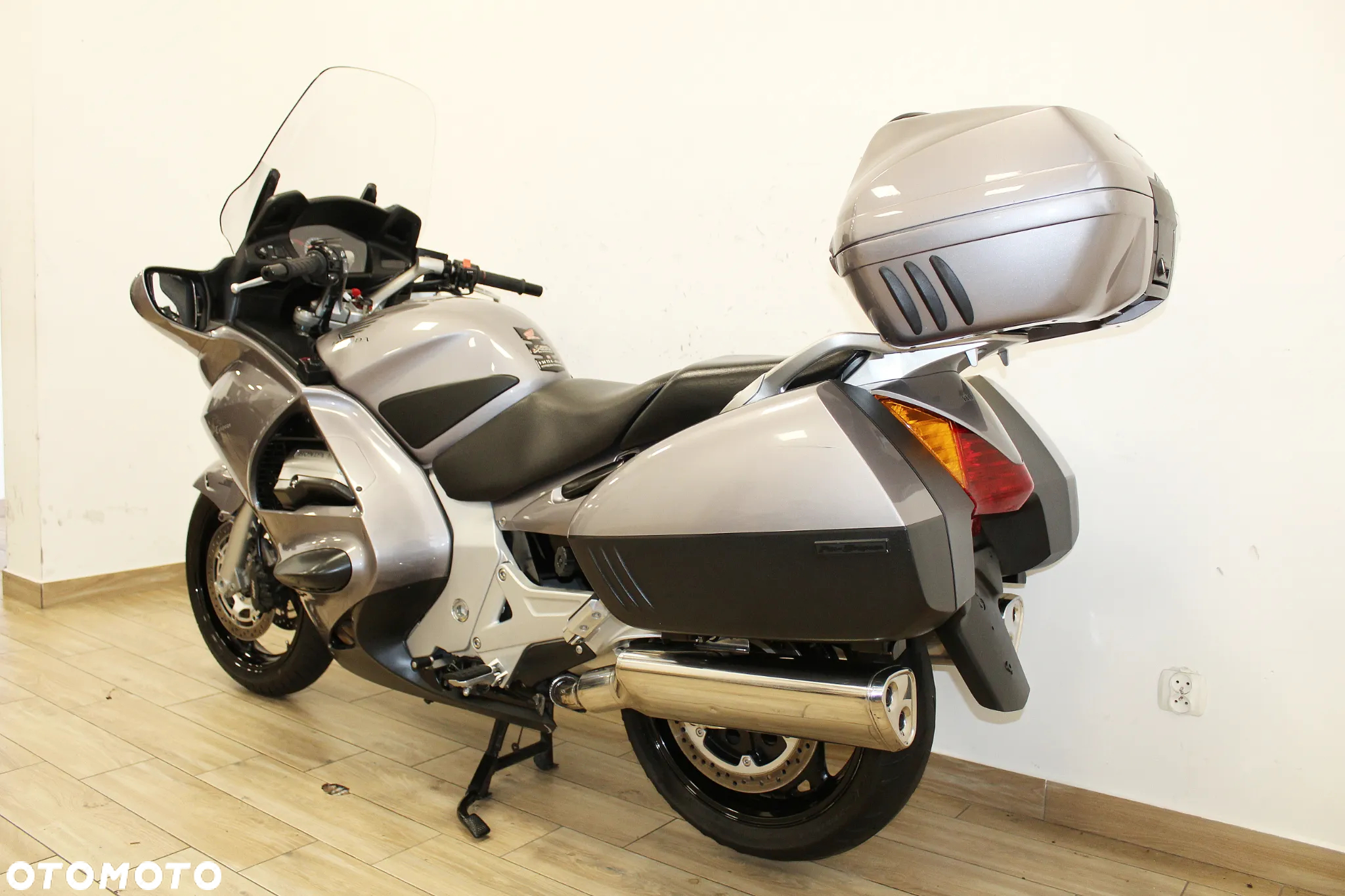 Honda ST - 26