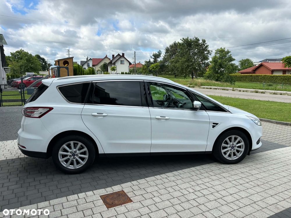 Ford S-Max 2.0 TDCi Titanium PowerShift - 15
