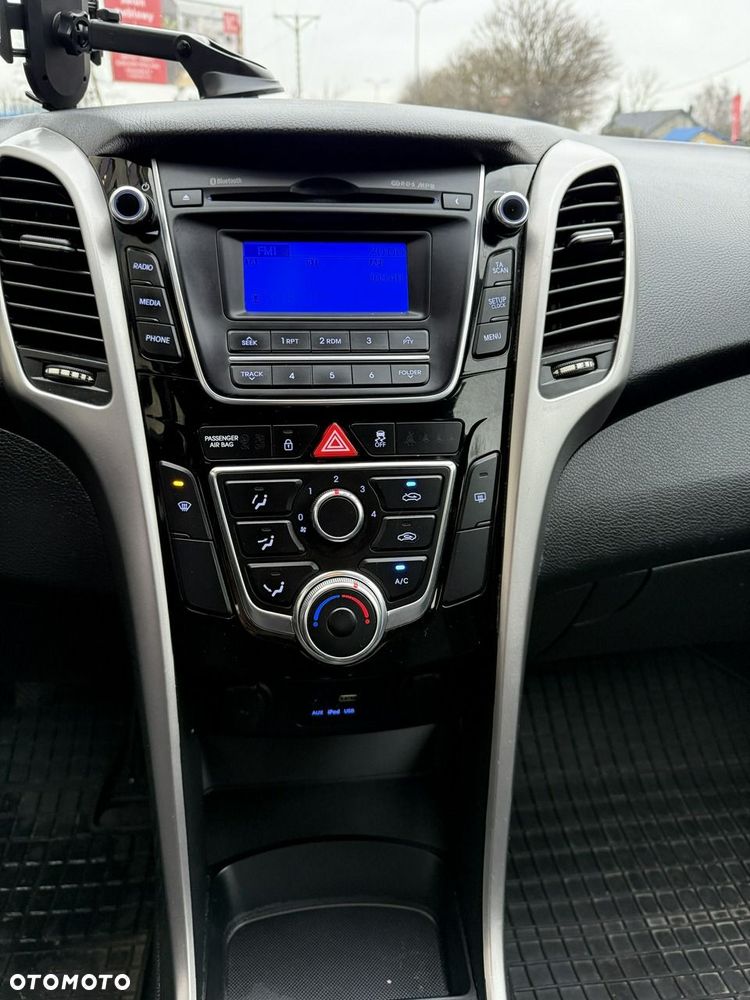 Hyundai i30 - 15