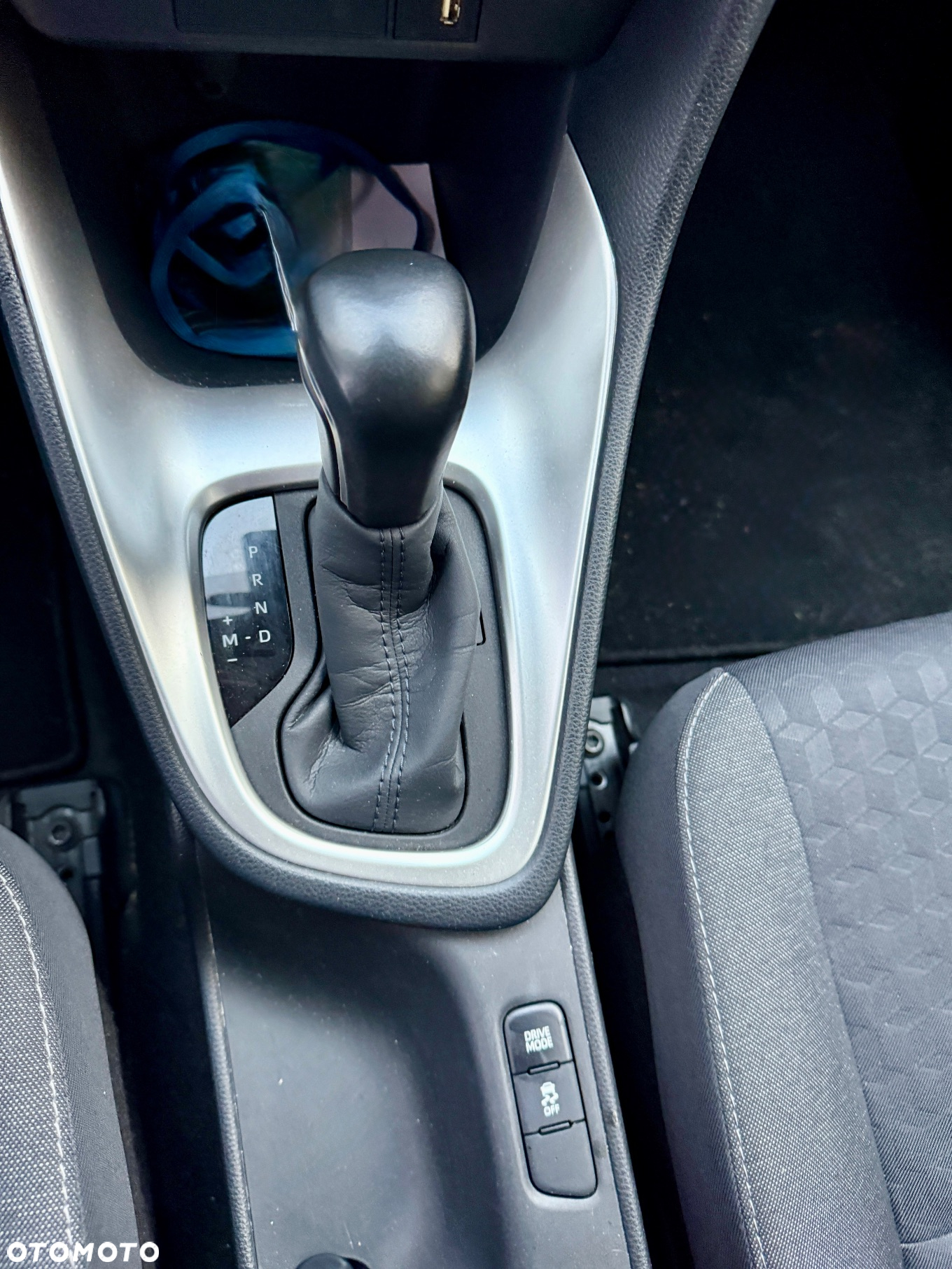 Toyota Yaris - 4
