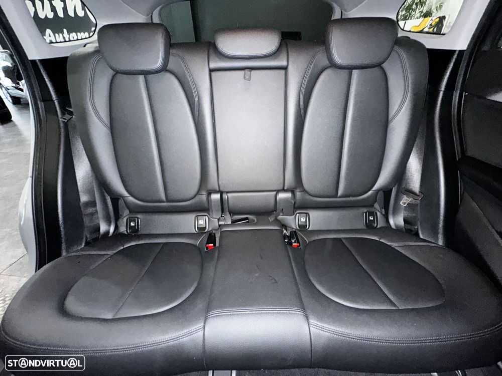 BMW X1 16 d sDrive Advantage Auto - 33