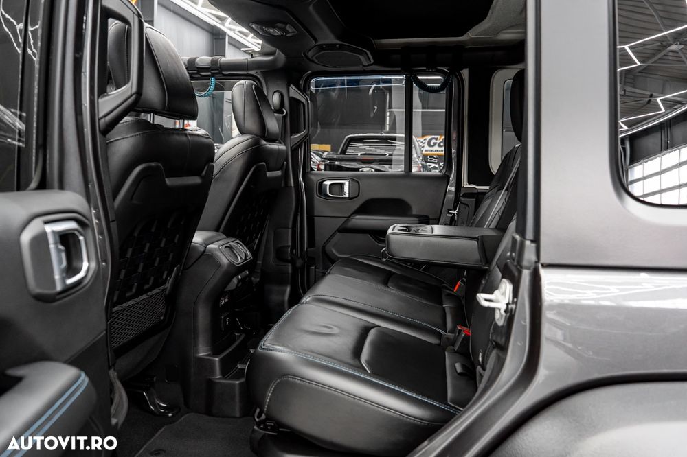 Jeep Wrangler 2.0 4xe Plug-In Hybrid Hardtop Rubicon - 17